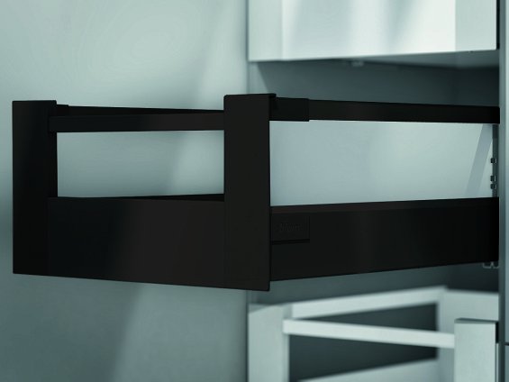 Внутренний ящик TANDEMBOX antaro с TIP-ON BLUMOTION (высота D 224, глубина 350 мм, вес ящика до 20 кг), черный